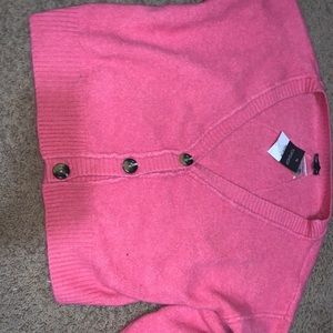 pink sweater